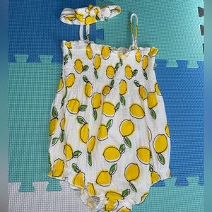 (3x15) Lemon baby jumper 9-12 months